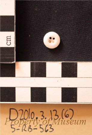 6. Ceramic 4-Hole Button.
